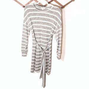 3/$25 🙌🏼 blu pepper day to day Striped Tie Mini Dress S